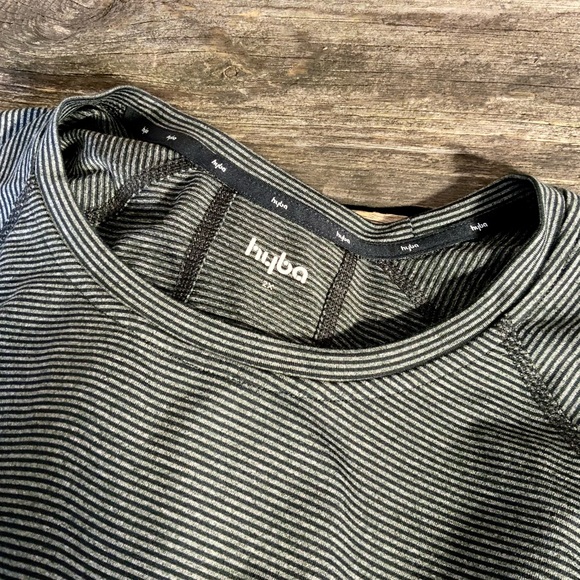 HYBA Athletic Work Out Top Brand New Black Grey Stripe Size 2 X - Picture 4 of 5